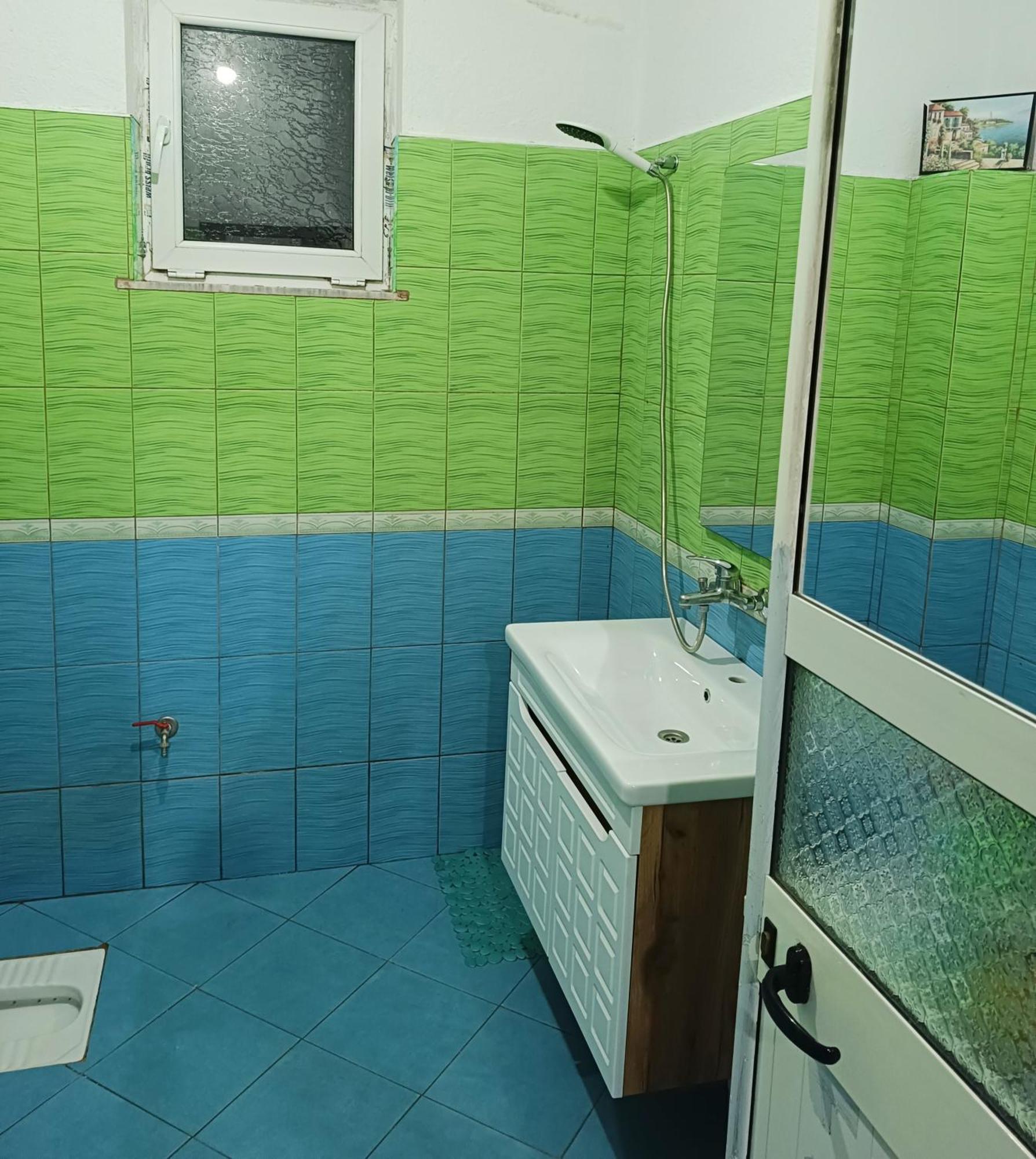 Superpanorama Guesthouse Kukes 部屋 写真